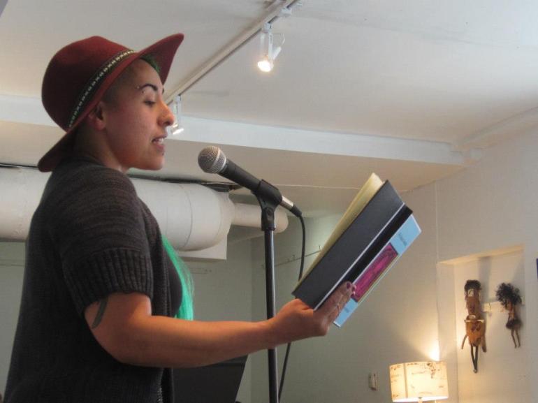 523401_10152693018330128_1449368397_n